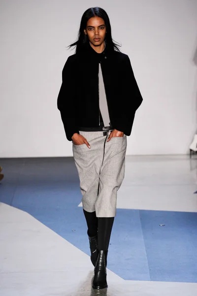 Look 9